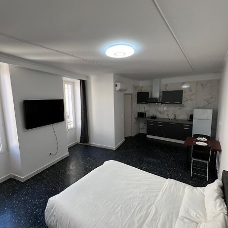 Suite St Charles, Canebiere, Vieux-Port Marseille Bagian luar foto