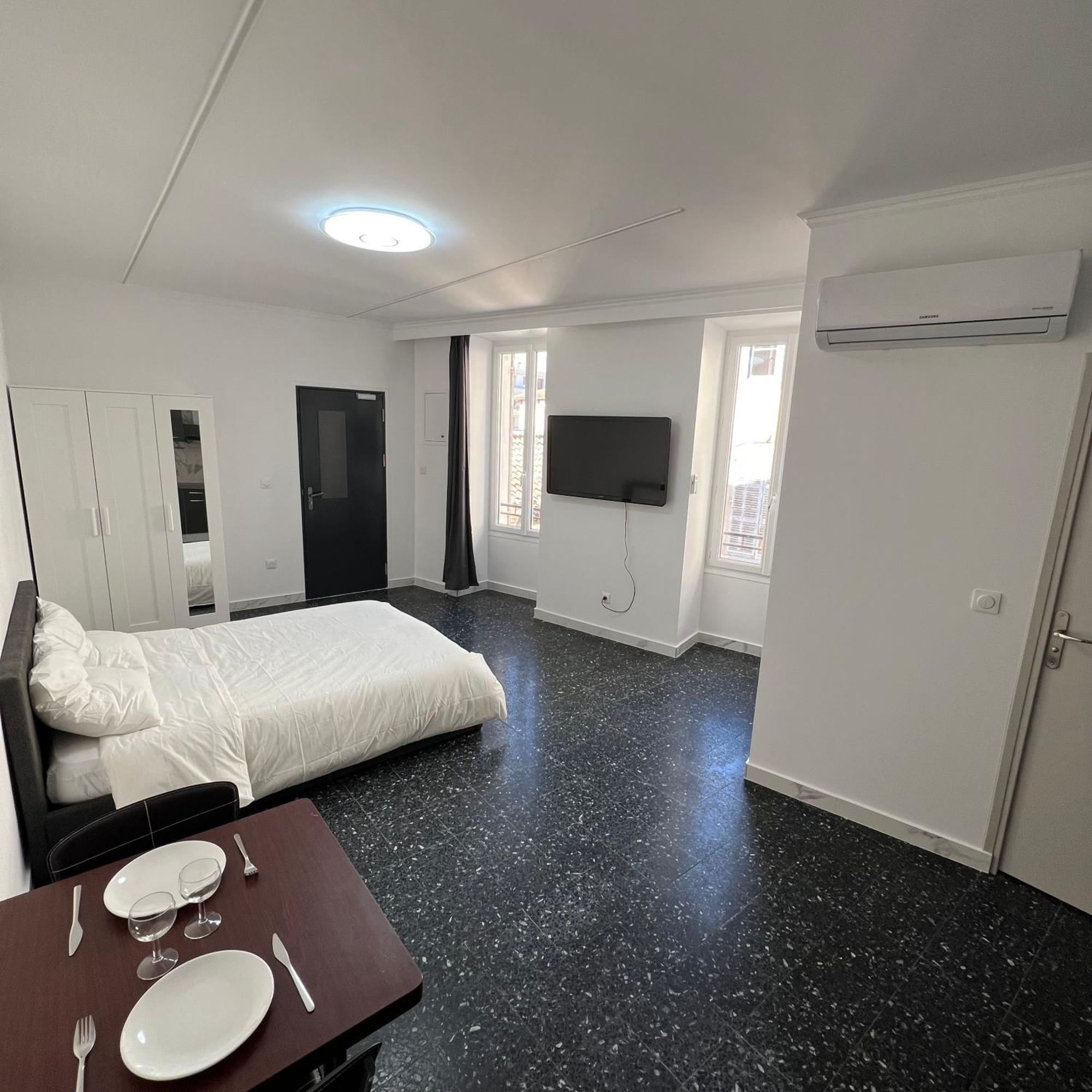 Suite St Charles, Canebiere, Vieux-Port Marseille Bagian luar foto